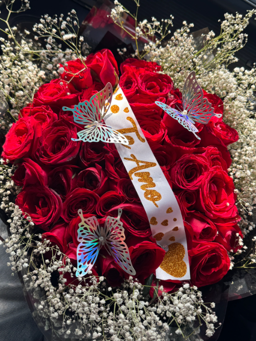 ROSAS ROJAS 🌹